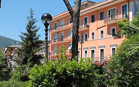 Hotel la Villa Ceccano